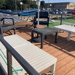  Appartement Houseboat Sardinia Italie