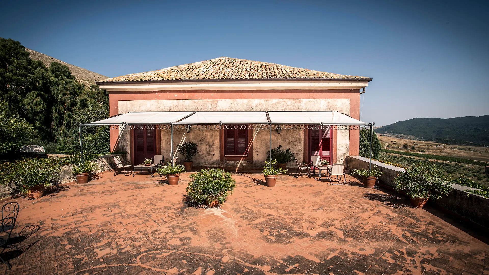 Farm stay Masseria Rossella Piana Degli Albanesi Italy