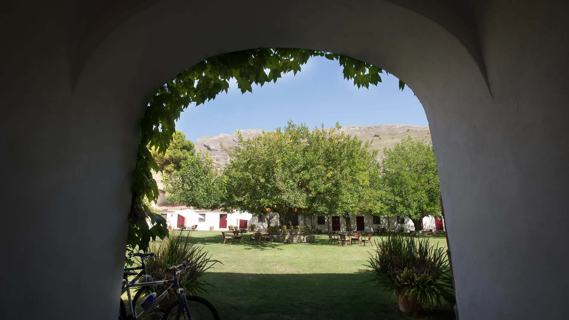 Farm stay Masseria Rossella Piana Degli Albanesi
